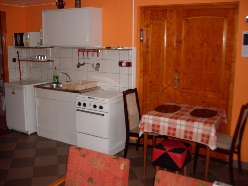 Lala Apartmanok Balatonboglár Extérieur photo